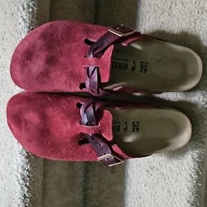 Birkenstocks, Zinfandel, (burgundy) size 42 European.